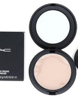 M.A.C Blot Powder/Pressed Medium, 12 g (205321) 12 g