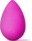 Beautyblender® | Nova Beauty Blender Makeup Sponge, Super-Soft Foam Easily Blends Foundations, Powders & Creams, Made in USA, Reusable, Washable, Streak Free Application, Vegan, Cruelty Free