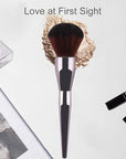 Foundation Brush,Daubigny Super Large Powder Brush Flat Arched Premium Durable Kabuki Makeup Brush Perfect For Blending Liquid,Cream and Flawless Powder,Buffing, Blending,Concealer …