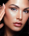 URQT Highly Pigmented Liquid Contour - Built-in Sponge