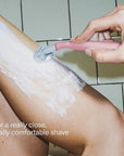 Flamingo Razors for Women Shave Set, 1 Women's Razor Handle (Rose), 2 Razor Five-Blade Refills, 1 oz. Foaming Shave Gel, and 1 Shower Holder