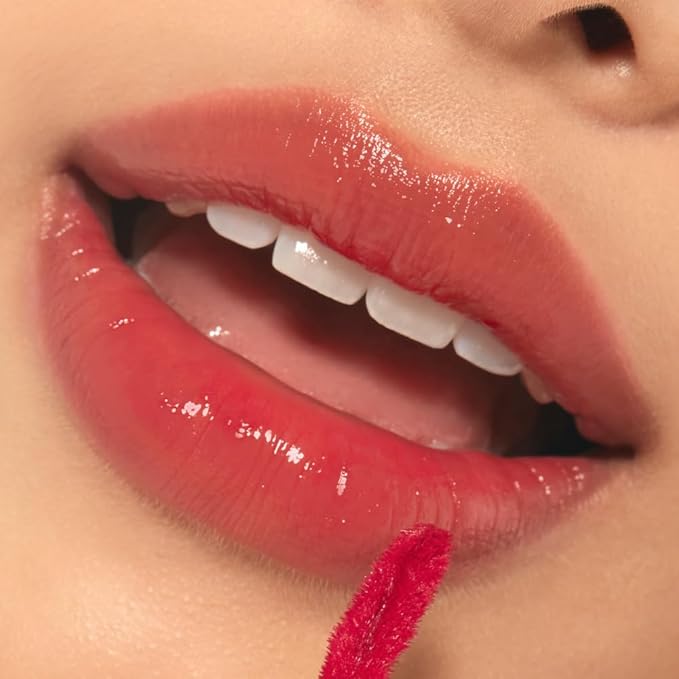 ETUDE Glow Fixing Tint #4 Chilling Red | Non-sticky Glossy Shine Lip stain | Fills up with comfortable moisture | Tinting for dry lips