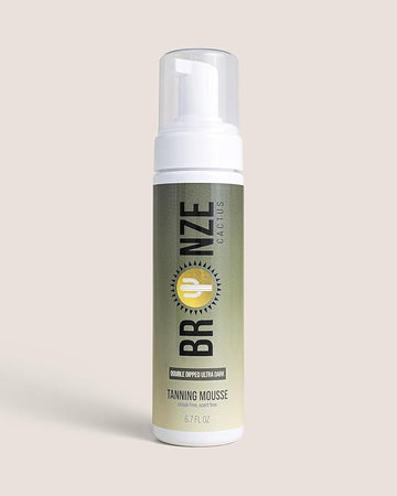 Chocolate Glaze Tanning Mousse | Easy Application & Instant Gratification | Dries Immediately Without Leaving You Sticky | Non-Scented, Streak Free (Dark)