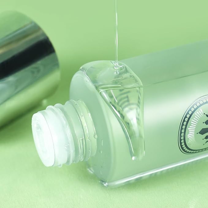 Elizavecca Milky Piggy Snail Mucin Essence 200ml/6.76 fl.oz. - Water Face Serum | Snail Mucin Toner | Anti-Aging Face Serum for Dry Skin | Not Tested on Animals