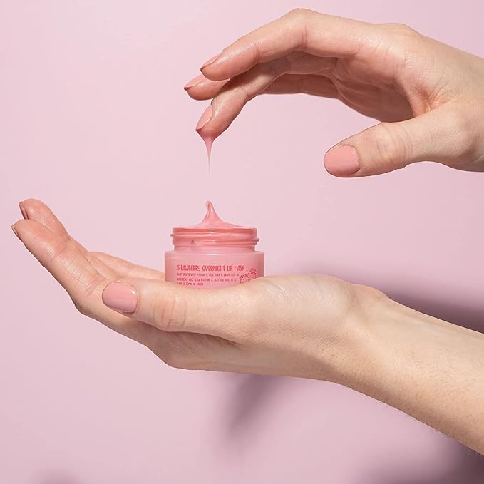 W7 Sweet Dreams Overnight Strawberry Lip