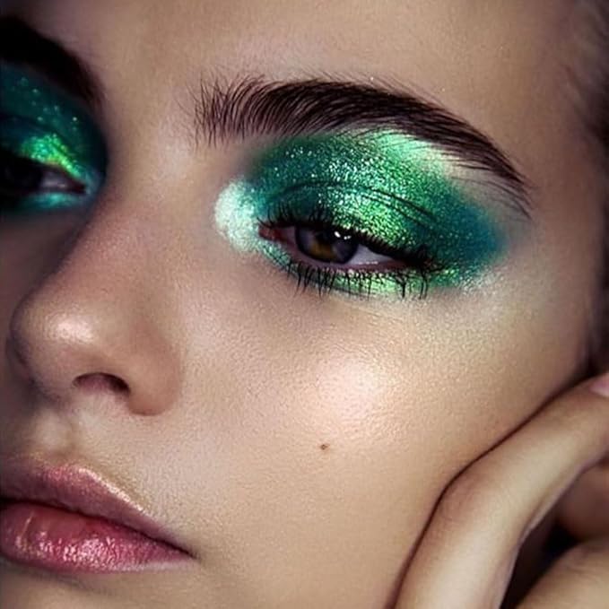 AMY'S DIARY Green Teal Duochrome MultiChrome Chameleon Liquid Metallic Eyeshadow, High-Impact Multi-Dimensional Finish,Green Silky Smooth and High Pigment Holographic Glitter Eyeshadow Makeup (#03)
