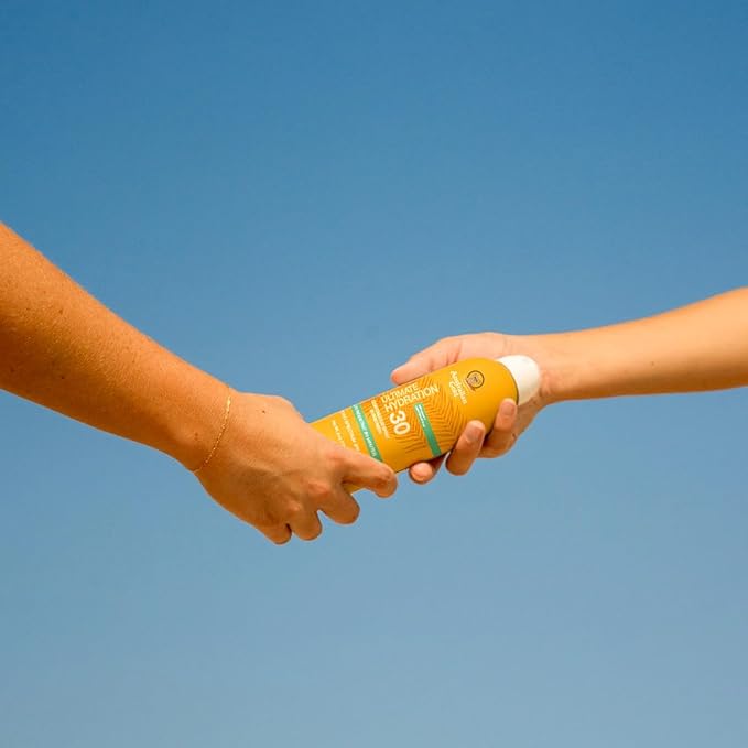 Australian Gold Continuous Spray Sunscreen SPF 30, 6 Ounce Dries Fast Broad Spectrum Water Resistant Non-Greasy Oxybenzone Free Cruelty Free