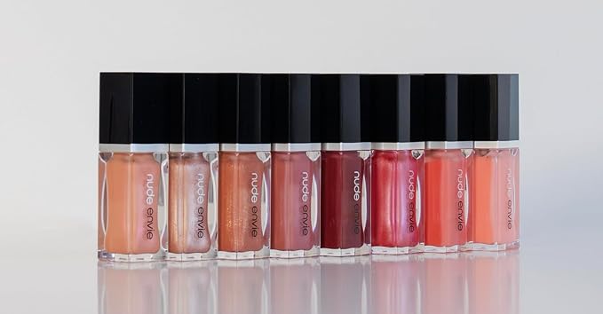nude envie - Lip Gloss - High-Shine Finish - Moisturizing & Easy Application - Luxury Hydration - Non-Sticky Formula - With Vitamin E & Glycine Soja Oil - Vegan, Paraben-Free & Cruelty-Free - Smile