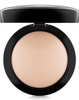 MAC Mineralize Skinfinish Light Plus Face Powder for Face