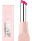 Maybelline Lifter Glaze Oil Balm with Hyaluronic Acid and Hydrating Oil Blend, Lip Balm with 24HRs of Smooth, Moisturizing Shine, Rose Bite (Sheer Hot Pink)