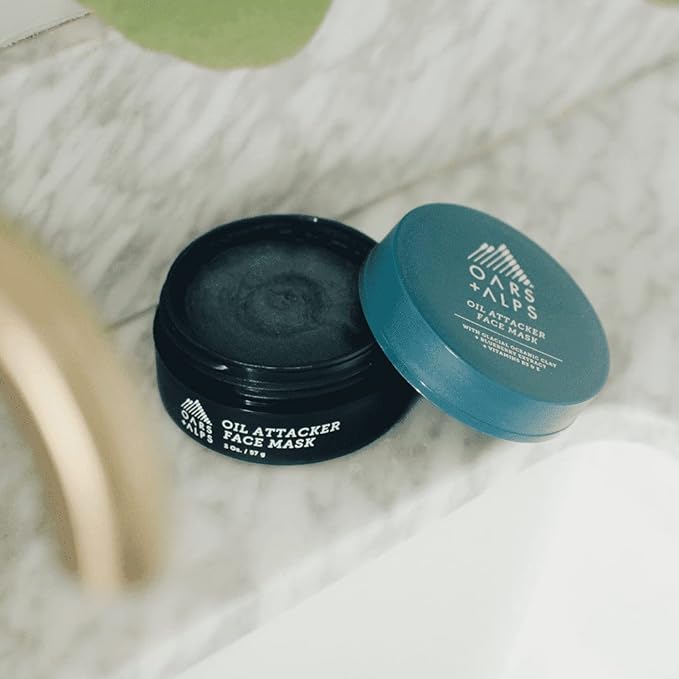 Oars + Alps Oil Attacker Face Mask, Dermatologist Tested Facial Cleanser with Kaolin Clay and Niacinamide, TSA Friendly, 2 Oz