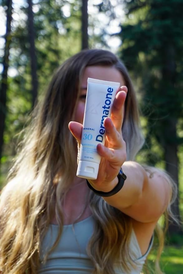 Dermatone Mineral Sunscreen Lotion SPF 30 - Zinc Oxide Face and Body Sunscreen for Sensitive Skin | Reef Safe | Water Resistant (80 min), Non-Greasy, Broad Spectrum UVA/UVB Protection | 2 oz