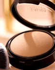 LAURA GELLER NEW YORK Baked Double Take Powder Foundation - Golden Medium - Buildable Medium to Full Coverage - Matte Finish