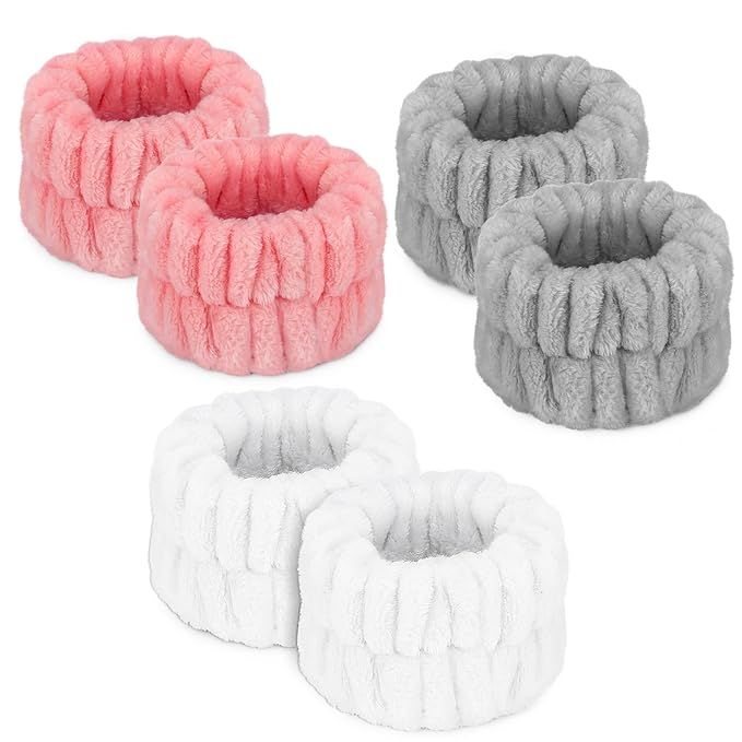 Women's wrist towels for washing