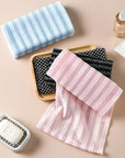 Exfoliating Shower Towel, Back and Body Exfoliator Towel, Scrub Cloth, Bath Towel, Portable Bath Towel, Travel and Quick Drying, for Women and Men (4pcs)