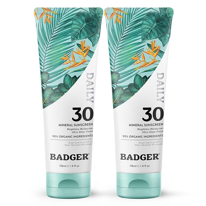 Badger Mineral Daily Sunscreen with Zinc Oxide, SPF 30, Lightweight & Easy to Apply w/No White Cast, Moisturizing Organic Sunscreen, Reef Safe, Vegan, Unscented, 4 fl oz, 2-Pack