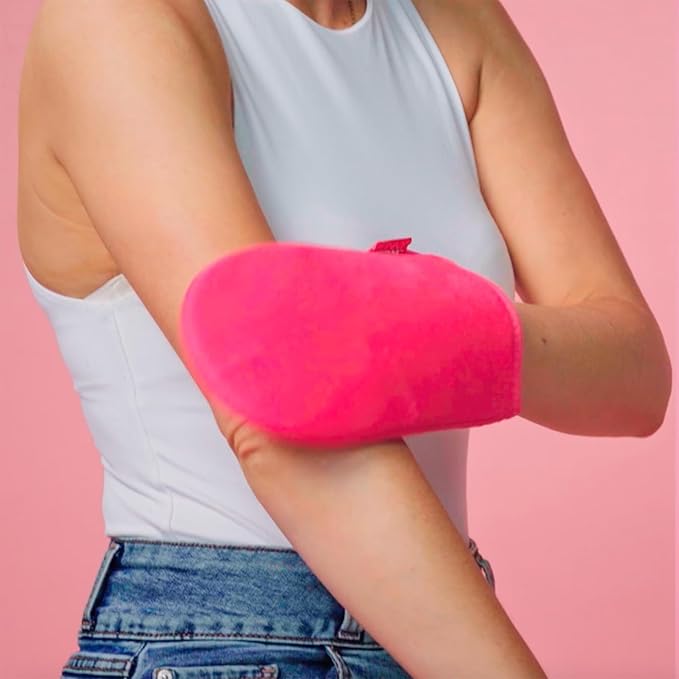 Skinny Tan Pink Velvet Tanning Mitt - Velvety Soft Luxe Texture - Waterproof Lining to Keep Hands Stain Free - Smooth for Flawless Finish - Long-Lasting and Machine Washable - 1 pc Applicator