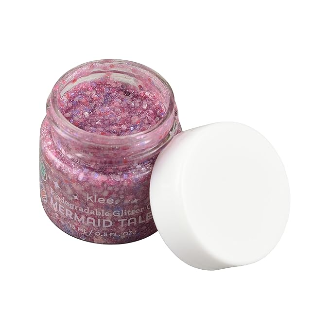 Luna Star Klee Deluxe Holiday Makeup Kit for Kids, Tweens and Teens. Non-Toxic and Kid-Friendly. Made in USA. (Holly Cuddles)
