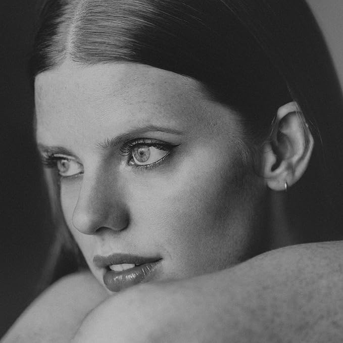 Sisley Paris Phyto-Noir Mascara, 1 Deep Black - 15x More Volume & Thicker-Looking Lashes - Adds Visible Length & Definition - Long-Lasting, Clump-Free Formula