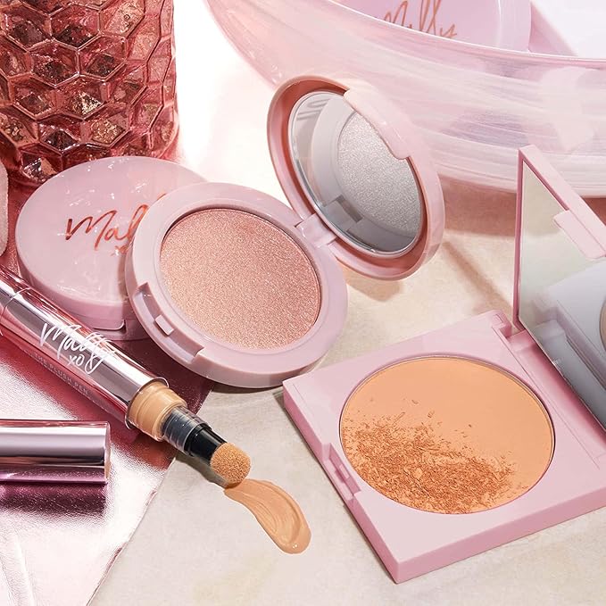 Mally Beauty - The Plush Pen Brightening Concealer Smooth Finish