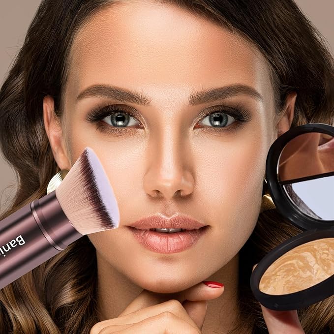 Makeup Brush Kabuki Face Brushes Retractable Travel Blush Kabuki Brush Portable Flawless for Foundation, Powder Blush, Bronzer, Buffing, Liquid, Cream, Cruelty Free with Cover(Brown)