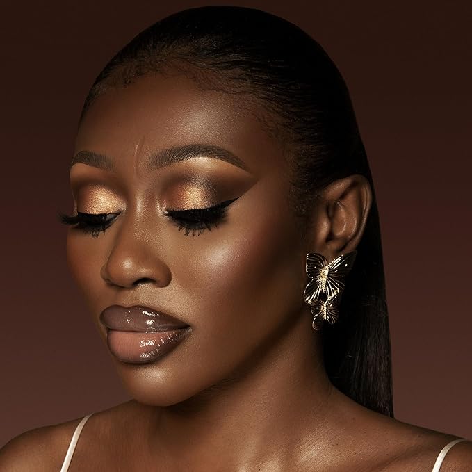 Juvia's Place Coffee Shop Lip Gloss - Kenyan Koffee - Hydrating Butter Lip Gloss for Women, Long-Lasting Shine, Moisturizing Glass-like Finish, Plumping Non-sticky, Suitable for every vibe