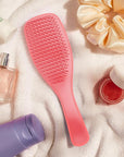 Tangle Teezer Ultimate Detangler Curly Hair Brush, Dry & Wet Hairbrush, Reduces Frizz & Breakage, for 3C to 4C Curly Hair Types, Coral Pink