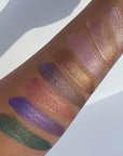 e.l.f. Liquid Metallic Eyeshadow, Quick-Drying, Long-Lasting, Gel-Based Formula For One-Swipe Pigmented Coverage, Vegan & Cruelty-Free, Galaxy
