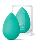 Beautyblender® | Chill Blender Makeup Sponge | Blend Liquid Foundations, Powders and Creams | Streak Free Application | Vegan, Cruelty Free | Made in USA