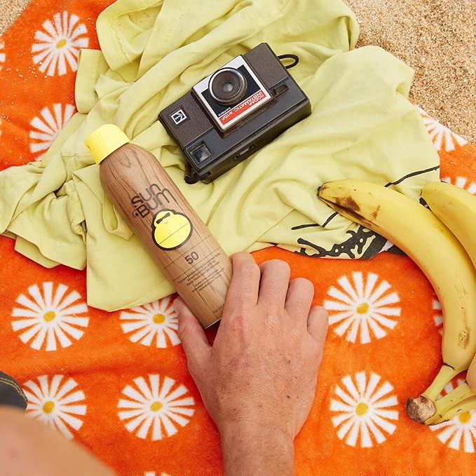 Sun Bum Original SPF 50 Sunscreen Body Spray - Broad Spectrum Moisturizing Sunscreen with Vitamin E - Hawaii 104 Act Compliant (Made without Octinoxate & Oxybenzone) - 6 oz (Pack of 2)