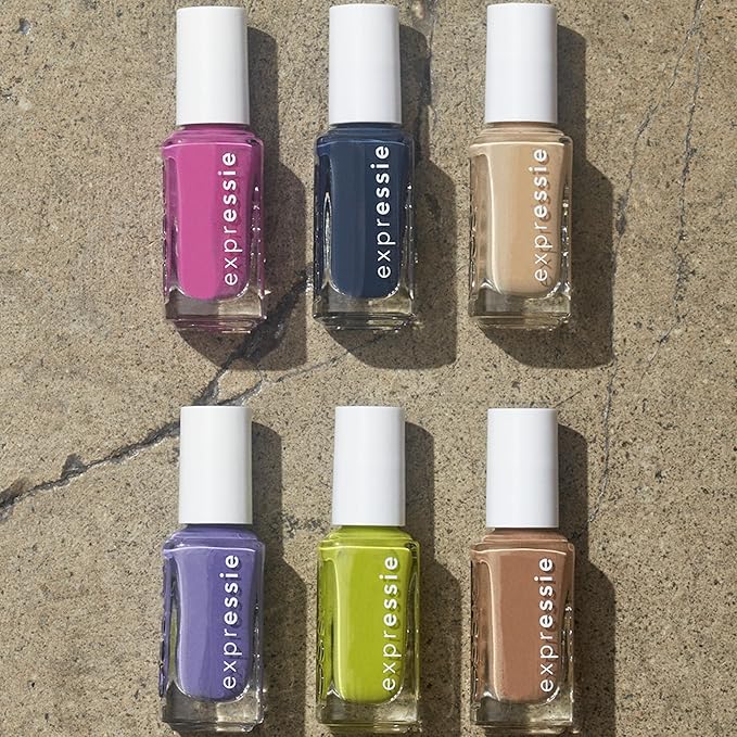 essie Expressie Nail Polish, Quick-Dry Green Nail Polish, Power Moves, Vegan, Main Character Moment, 0.33 fl oz