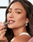 Maybelline Lifter Glaze Oil Balm with Hyaluronic Acid and Hydrating Oil Blend, Lip Balm with 24HRs of Smooth, Moisturizing Shine, Berry Haze (Sheer Cool Mauve)