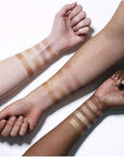 Maybelline New York Facestudio Master Chrome Metallic Highlighter of 2)