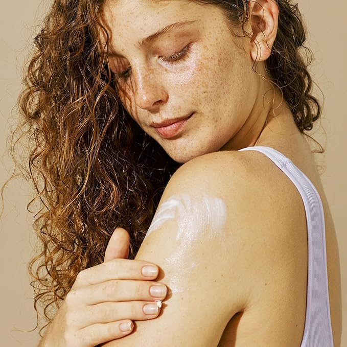 Aveeno Sheer Hydration Daily Moisturizing Fragrance-Free Lotion with Nourishing Prebiotic Oat, Fast-Absorbing Body Moisturizer for Dry Skin with Lightweight, Breathable Feel, 18 fl. oz